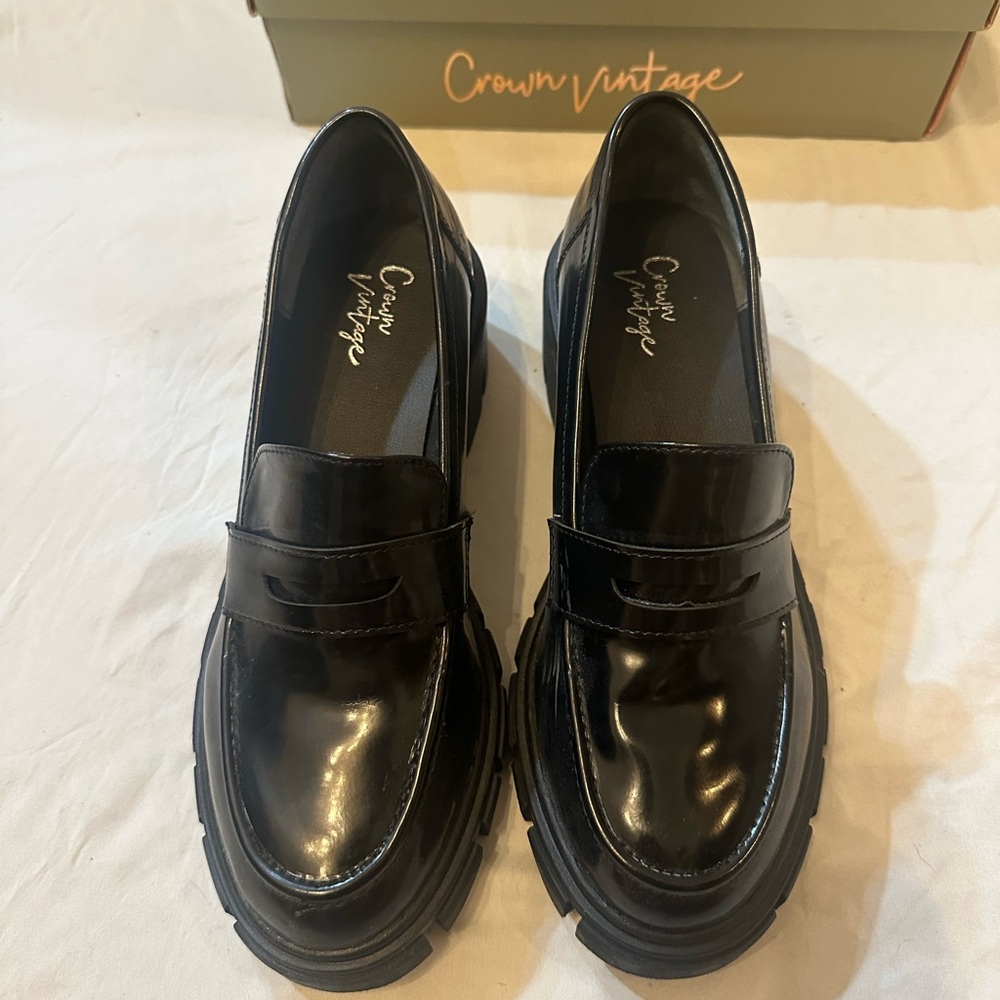 Crown Vintage Glossy Black Loafers